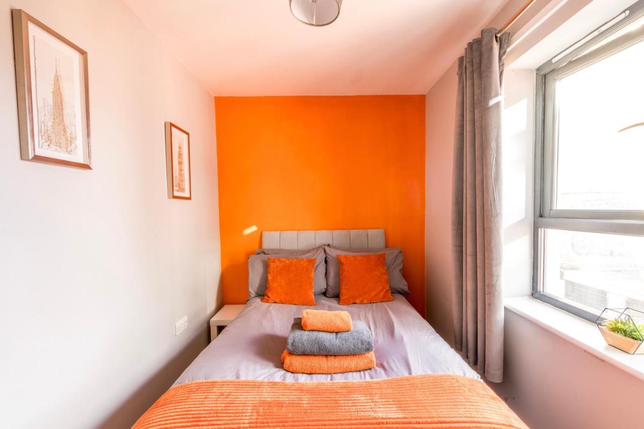 Prime Location - Modern City Apartment! Bristol Bagian luar foto
