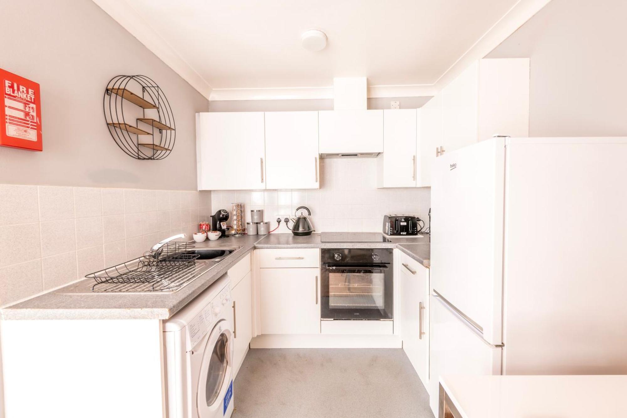Prime Location - Modern City Apartment! Bristol Bagian luar foto