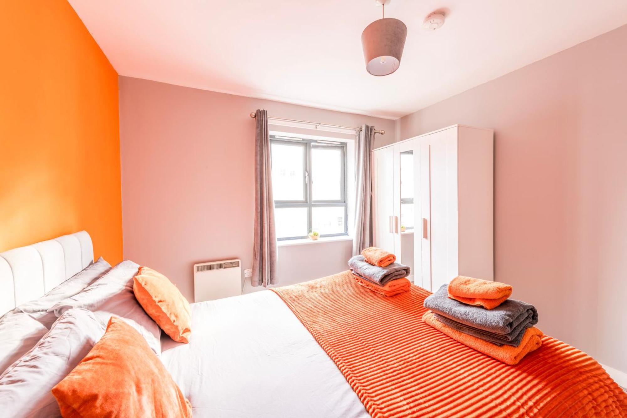Prime Location - Modern City Apartment! Bristol Bagian luar foto
